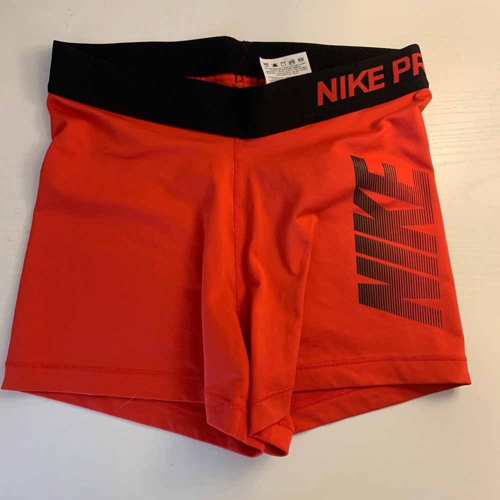 NIKE pro spandex shorts